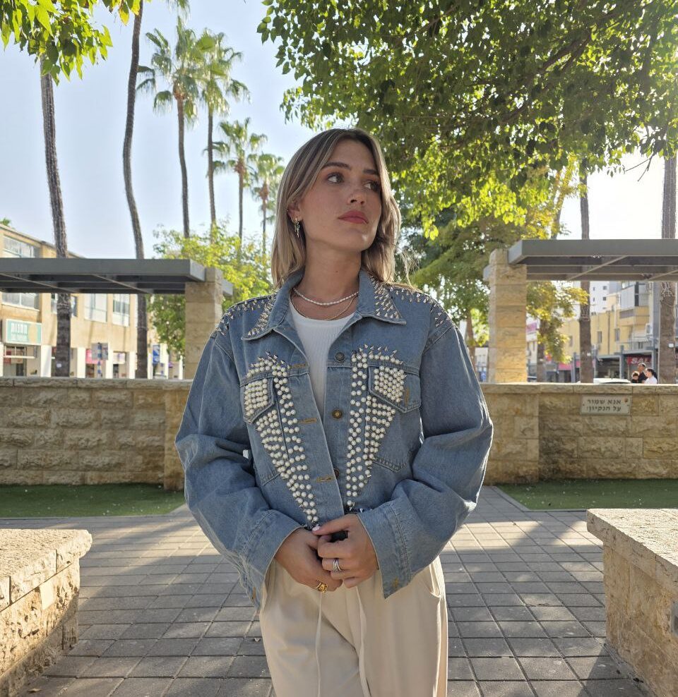 ג'קט ג'ינס קצר לב אבנים